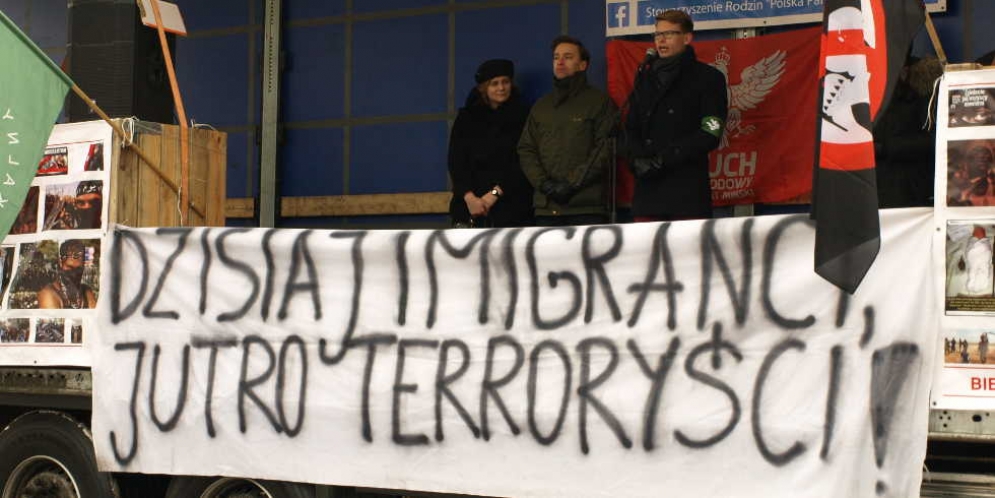 Protest przeciwko relokacji imigrantów w Górze Kalwarii